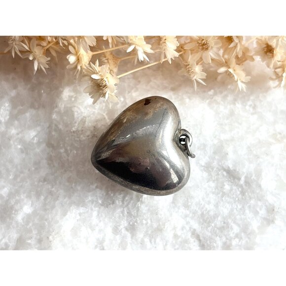 Silver Toned Puffed Heart Vintage Costume Jewelry Pendant | Charm - Picture 3 of 9